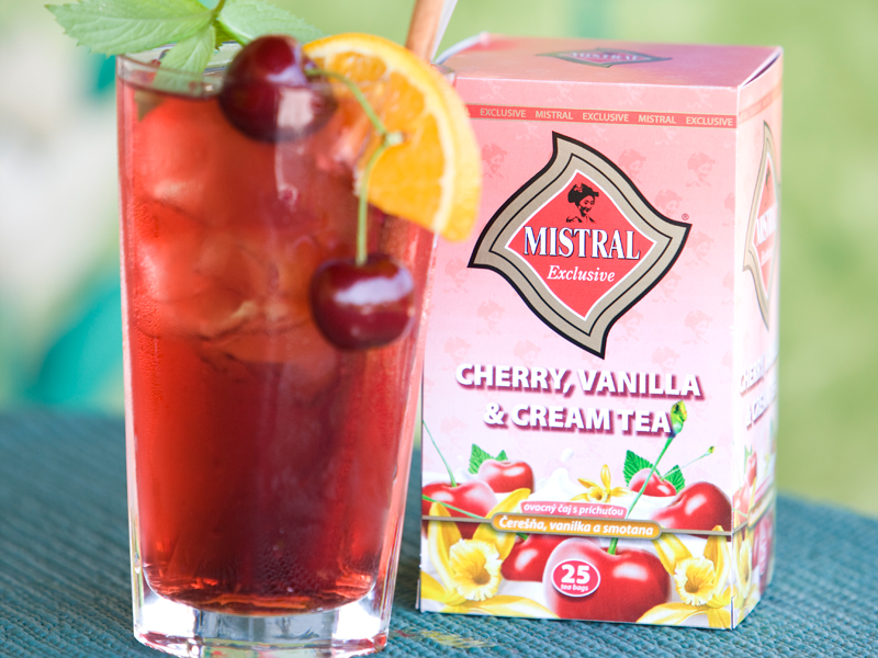 Cherry tea with a touch of raspberry