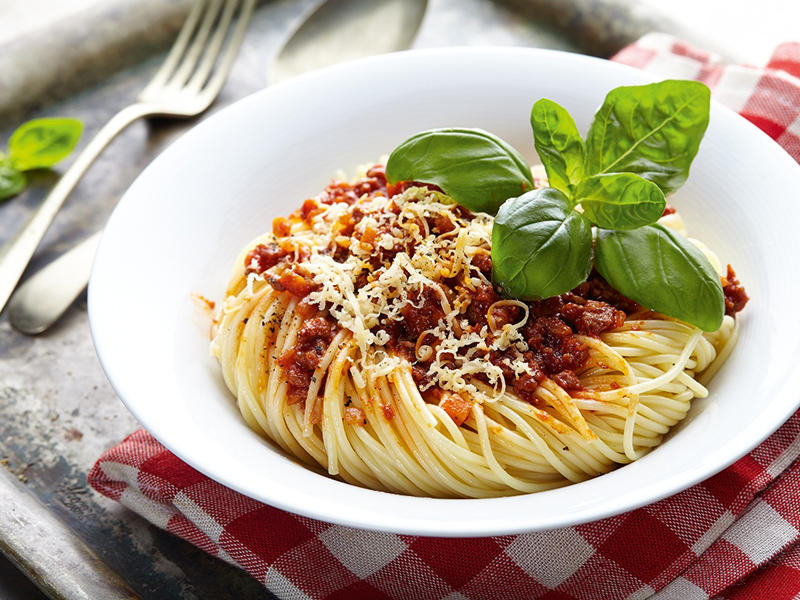 Špagety s omáčkou Bolognese