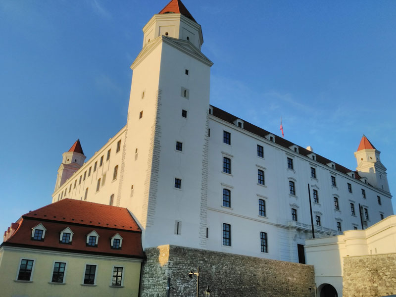 Bratislavsky hrad