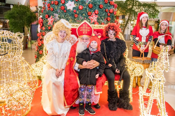 Vianočné trhy a čertovská párty v Poluse