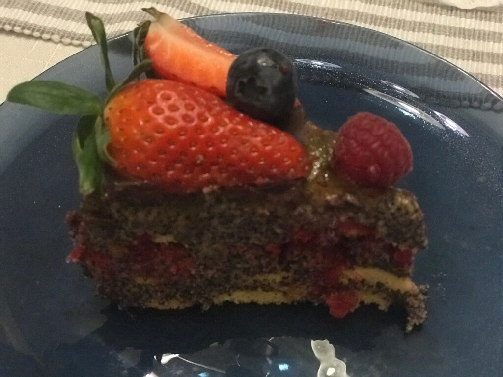 Nepečená maková torta